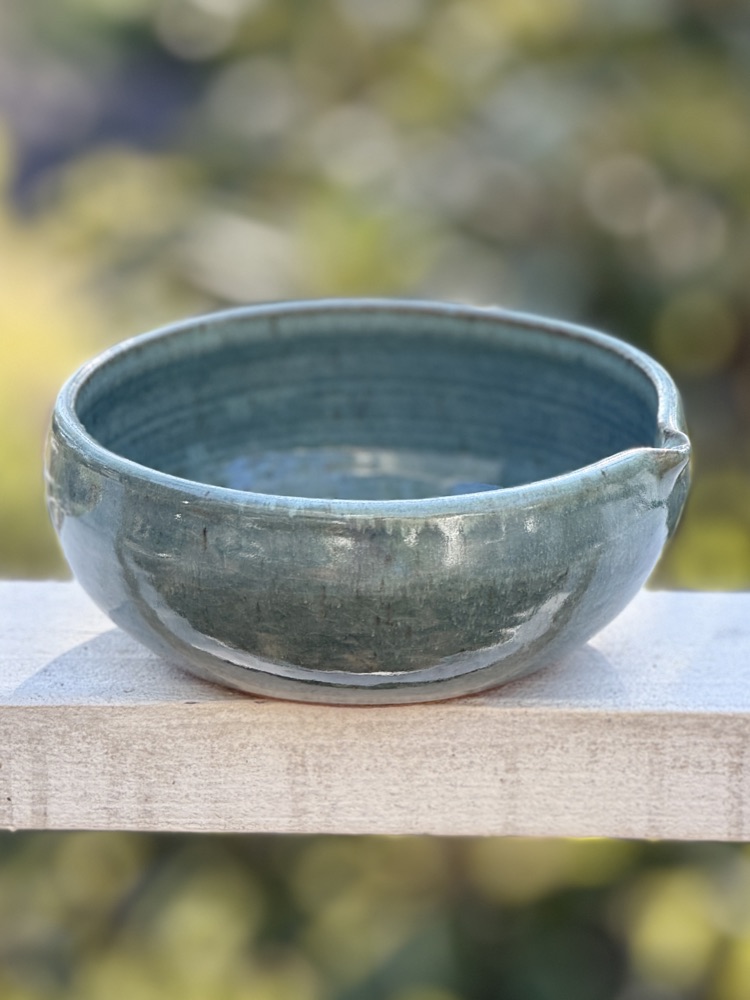 Blue medium pour bowl/macha bowl, handmade by Suzanne Luna
